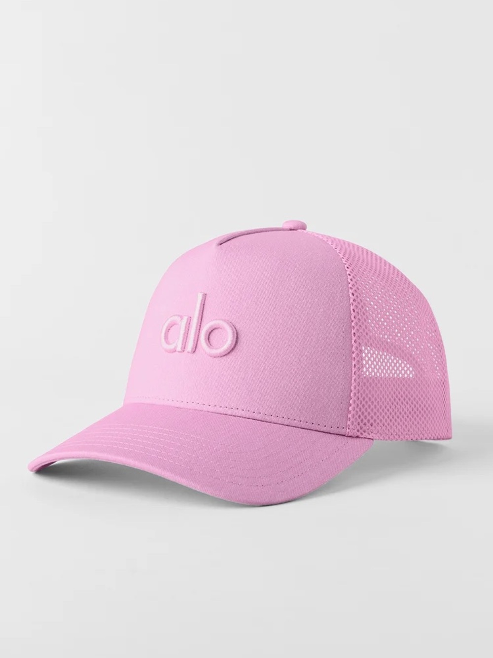 NWT Alo Yoga District Trucker Hat Candy Heart Pink